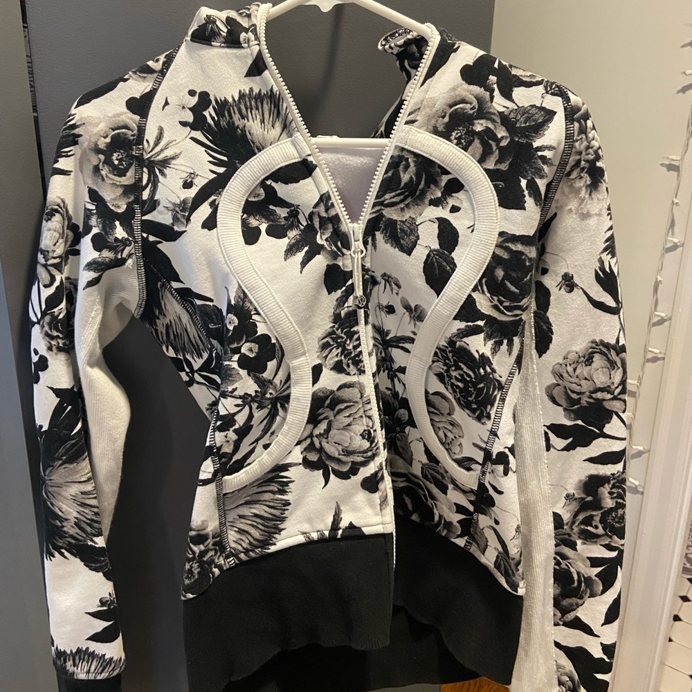 Lululemon Scuba Jacket